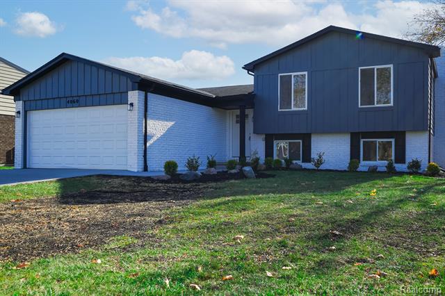 front view picture of 4060 Franklin Park D, Sterling Heights, MI. 48310