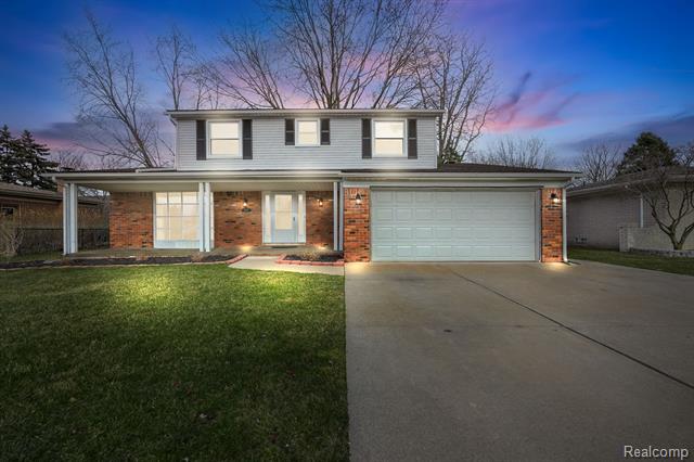 front view picture of 39216 Donahue, Clinton Township, MI. 48038
