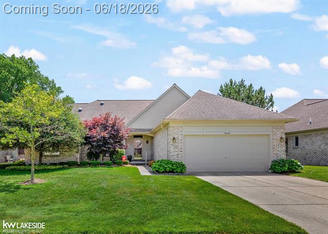 front view picture of 40134 Riverbend Dr, Sterling Heights, MI. 48310