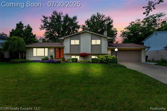 front view picture of 39519 Twenlow, Clinton Township, MI. 48038