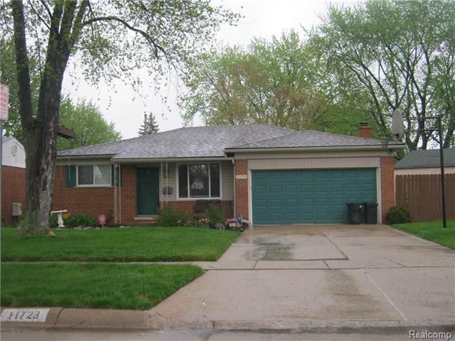 front view picture of 11723 Meteor Dr, Sterling Heights, MI. 48313