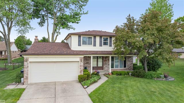 front view picture of 14213 Brookings Dr, Sterling Heights, MI. 48313