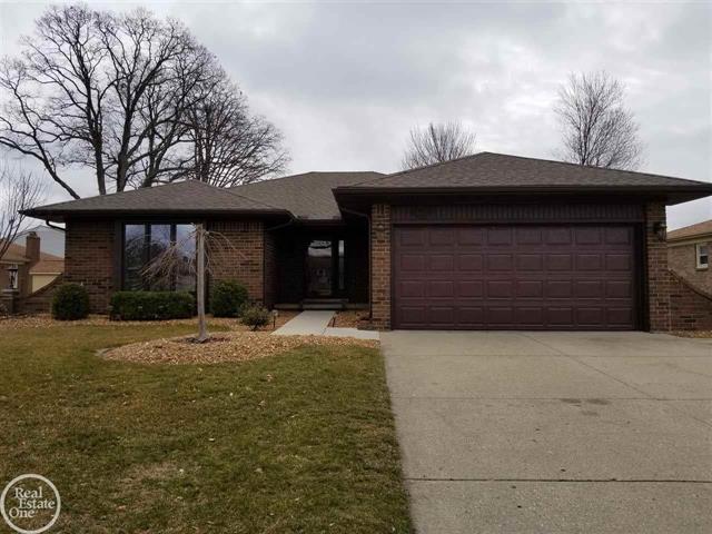 front view picture of 14125 Bangor Dr, Sterling Heights, MI. 48313