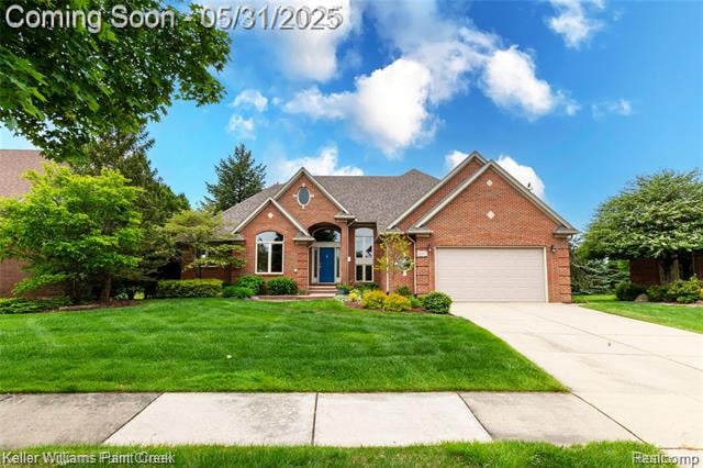 front view picture of 40637 Riverbend Dr, Sterling Heights, MI. 48310