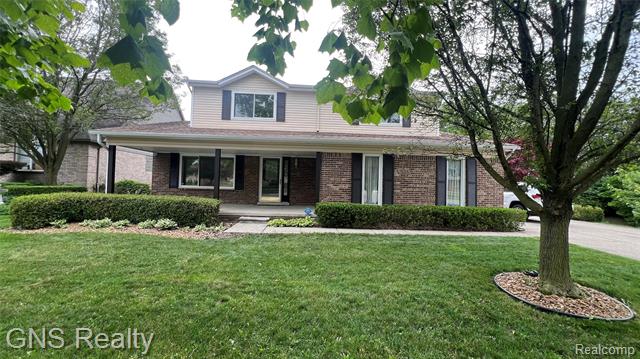 front view picture of 40739 Ruggero, Clinton Township, MI. 48038
