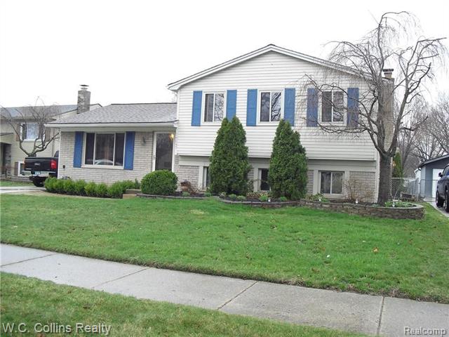 front view picture of 14547 Alpena Dr, Sterling Heights, MI. 48313