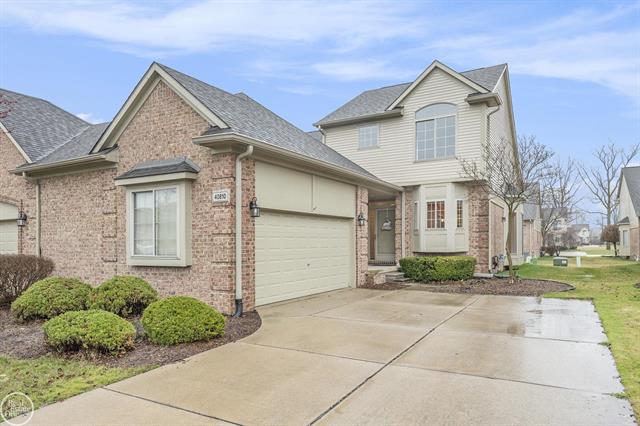 front view picture of 40810 Suffield Dr, Clinton Township, MI. 48038