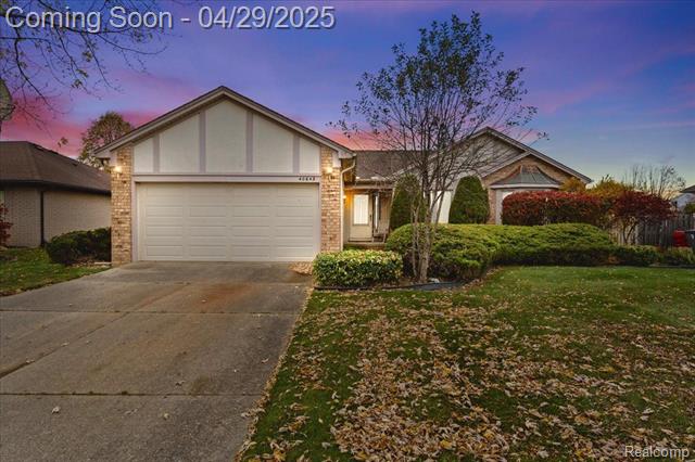 front view picture of 40643 Woodside, Clinton Township, MI. 48038