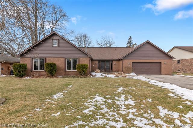 front view picture of 42209 Jo-Ed Dr, Sterling Heights, MI. 48314