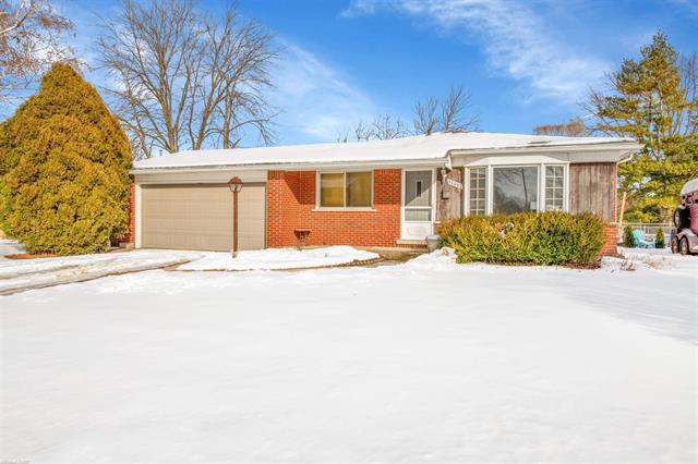 front view picture of 42042 Montroy Dr, Sterling Heights, MI. 48313