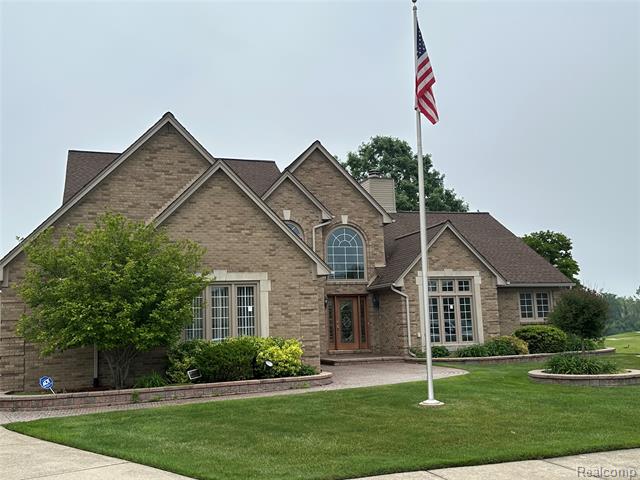 front view picture of 3281 Bywater Dr, Sterling Heights, MI. 48314