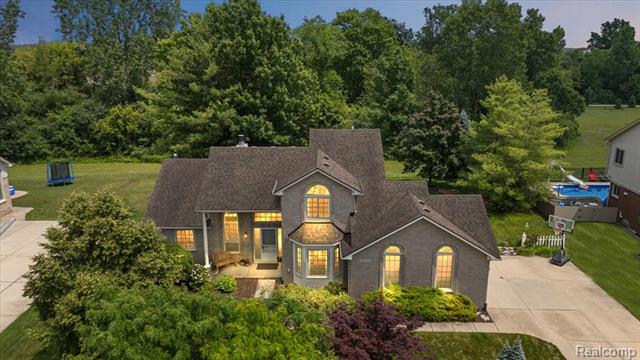 front view picture of 42764 Bloomingdale D, Sterling Heights, MI. 48314