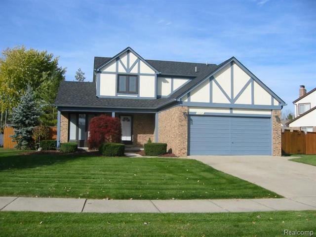 front view picture of 41645 Brandywine, Clinton Township, MI. 48038
