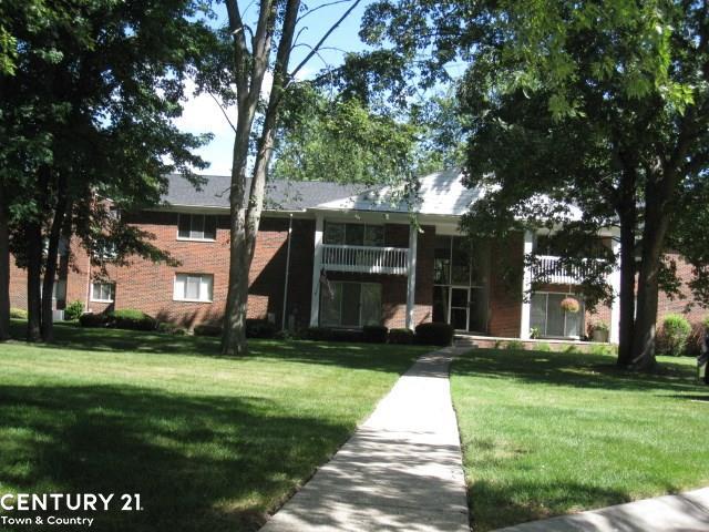 front view picture of 42424 Sheldon Pl, Clinton Township, MI. 48038