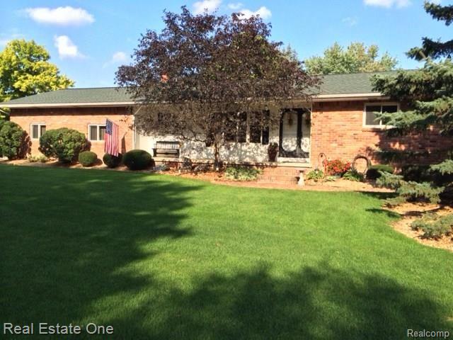 front view picture of 42770 Hanks Lane, Sterling Heights, MI. 48314