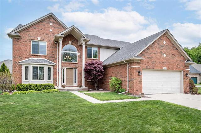 front view picture of 41870 Antoinette Ct, Clinton Township, MI. 48038