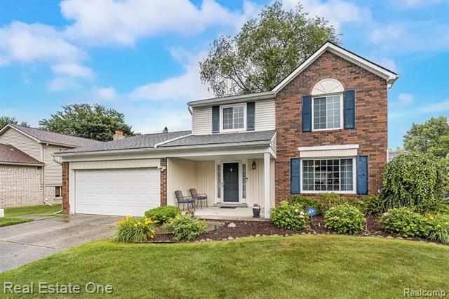 front view picture of 42514 Freeport Dr, Sterling Heights, MI. 48313