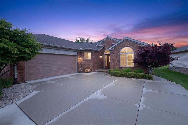 front view picture of 3629 New Boston Dr, Sterling Heights, MI. 48314