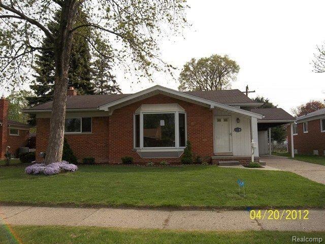 front view picture of 8681 Strom Dr, Sterling Heights, MI. 48314