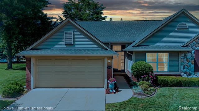 front view picture of 5711 Ortman Dr, Sterling Heights, MI. 48314