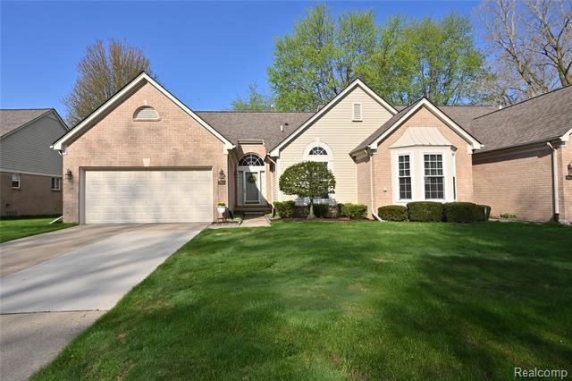 front view picture of 44153 Dylan Dr, Sterling Heights, MI. 48314