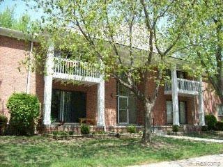 front view picture of 42720 Sheldon Pl, Clinton Township, MI. 48038