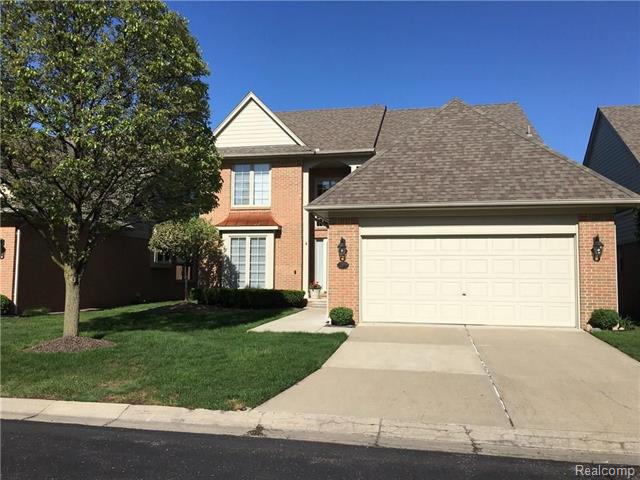 front view picture of 43576 Inglenook Ct, Sterling Heights, MI. 48314