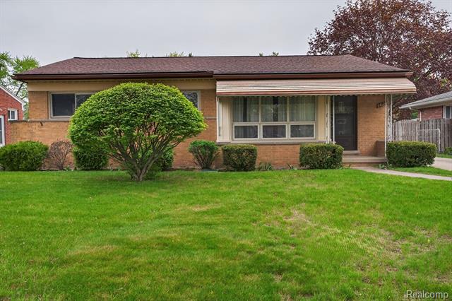 front view picture of 44120 Donley Dr, Sterling Heights, MI. 48314