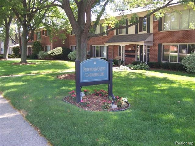 front view picture of 11410 Canal Rd, Sterling Heights, MI. 48314