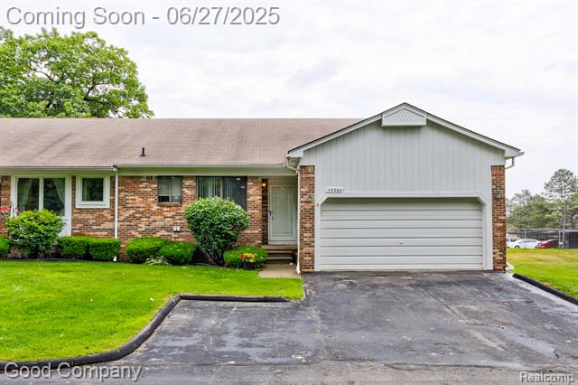 front view picture of 45264 Universal Ct, Utica, MI. 48317