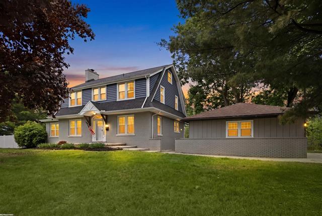 front view picture of 8490 Clinton River Rd, Sterling Heights, MI. 48314