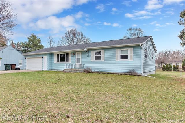 front view picture of 8100 Russell, Utica, MI. 48317