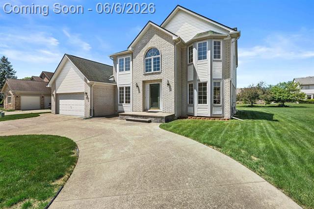 front view picture of 46325 Glen Eagle, Utica, MI. 48315