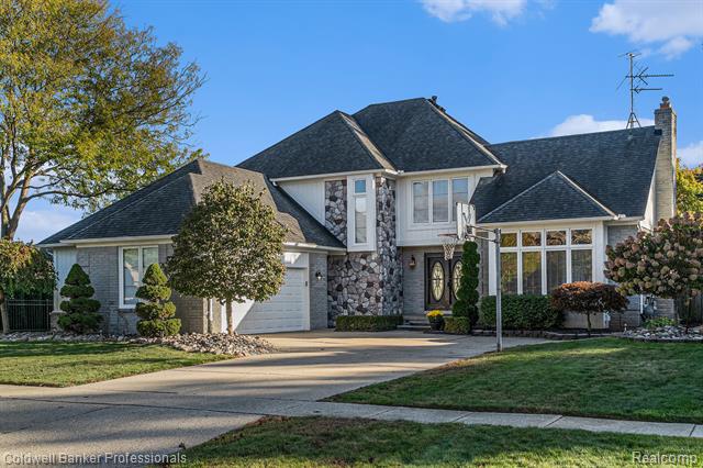 front view picture of 14930 Crofton, Utica, MI. 48315