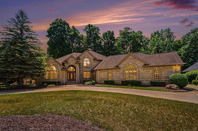 front view picture of 11684 Majestic Ct, Utica, MI. 48315