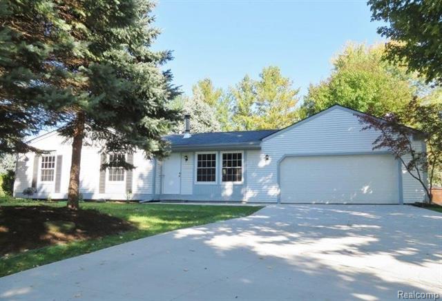 front view picture of 8945 22 Mile, Utica, MI. 48317