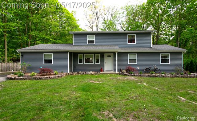 front view picture of 11368 Pacton, Utica, MI. 48317