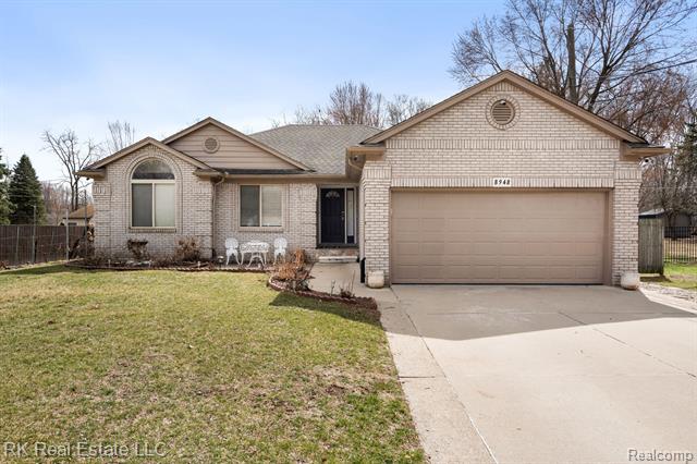 front view picture of 8948 Rhode, Utica, MI. 48317