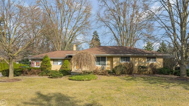 front view picture of 49970 White Mill, Utica, MI. 48317