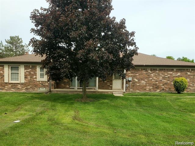 front view picture of 49400 Ferrisburg Ct, Utica, MI. 48315