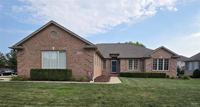 front view picture of 16246 Moore Park Rd, Macomb, MI. 48044