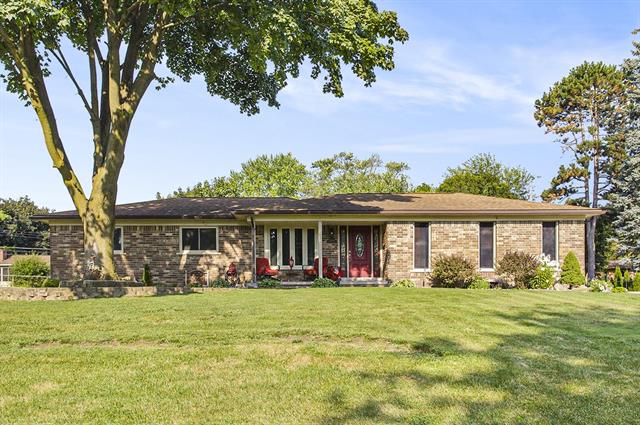 front view picture of 53285 Bancroft, Shelby Township, MI. 48316