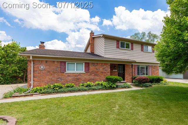 front view picture of 53588 Bruce Hill, Shelby Township, MI. 48316