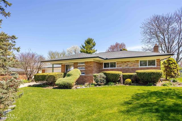 front view picture of 53246 Mark, Shelby Township, MI. 48316