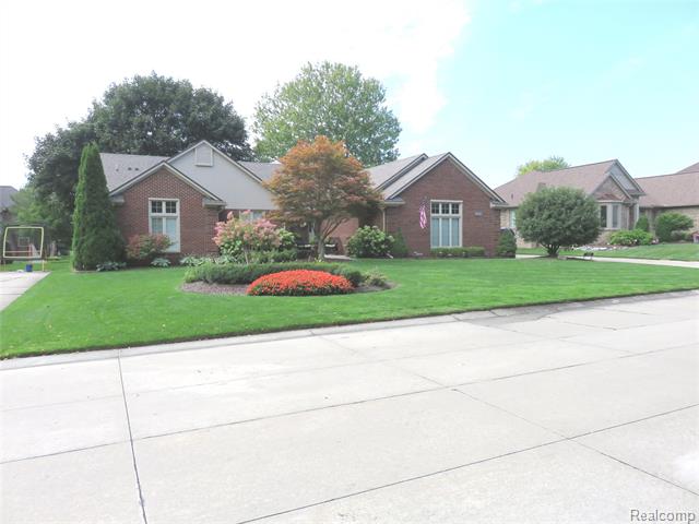 front view picture of 2322 Regency Hills, Shelby Township, MI. 48316