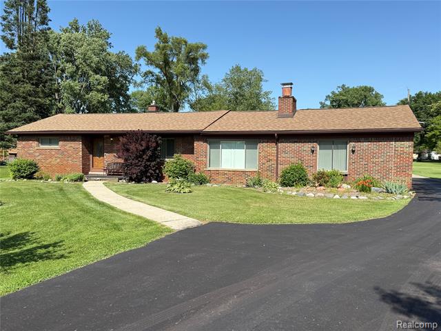 front view picture of 53240 Odilon, Shelby Township, MI. 48316