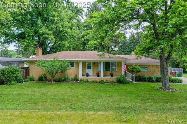 front view picture of 6255 Candler, Shelby Township, MI. 48316
