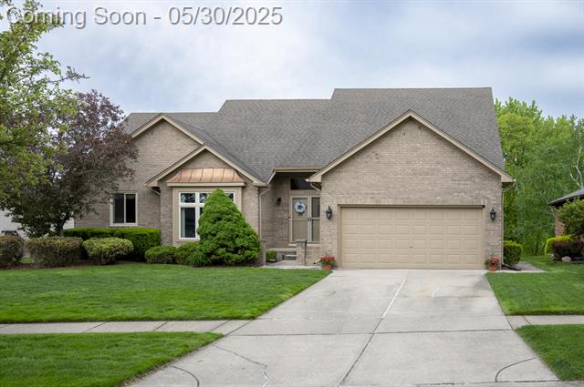 front view picture of 52389 Ridgeway Dr, Macomb, MI. 48042