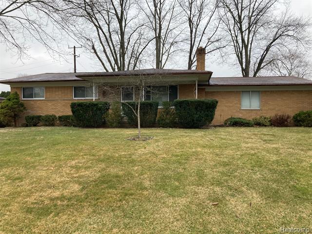 front view picture of 53377 Dryden, Shelby Township, MI. 48316