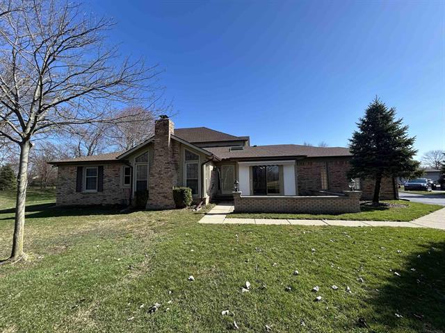 front view picture of 49421 Northwood Ct, Utica, MI. 48315